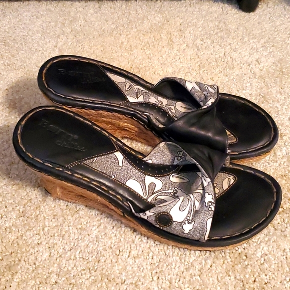 Born wedge sandals - Picture 1 of 2